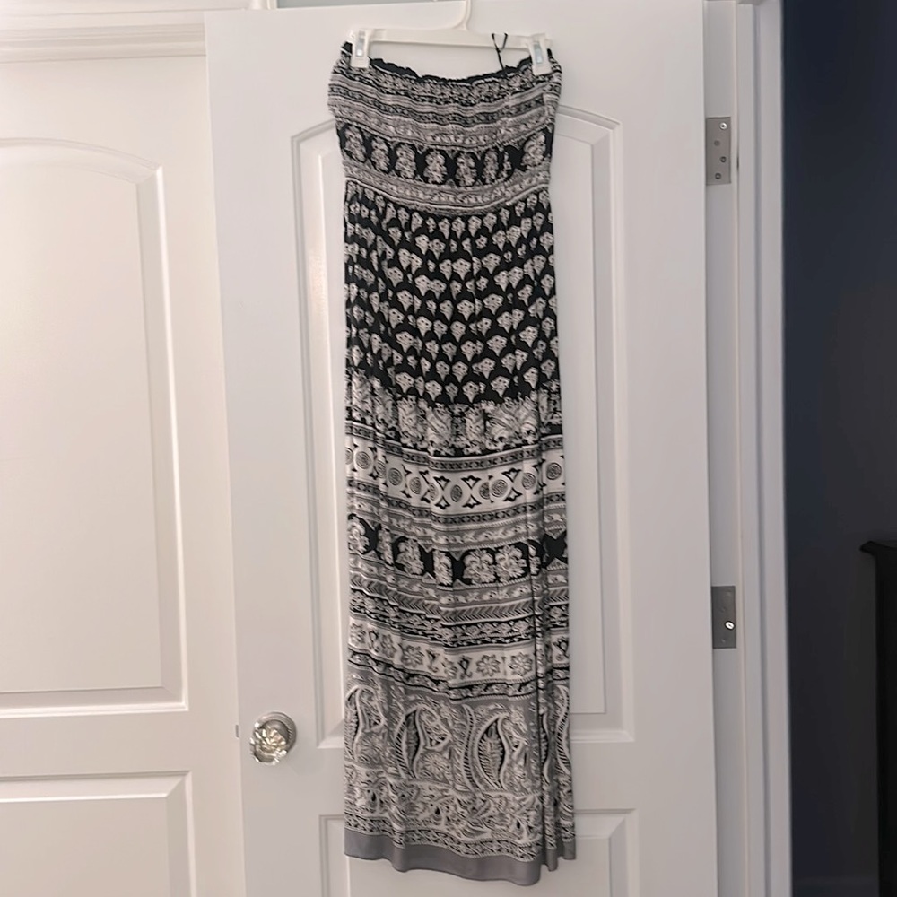 Small Strapless lightweight cotton maxi